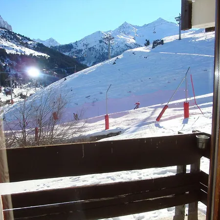 Bel Avec Balcon, Au Pied Des Pistes A Meribel - Ideal Pour Vos - Fr-1-355-188