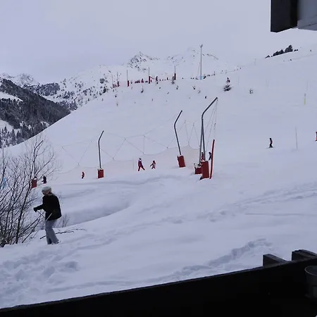Bel Avec Balcon, Au Pied Des Pistes A Meribel - Ideal Pour Vos - Fr-1-355-188 Apartment *