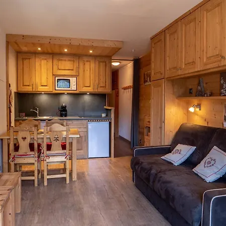 Apartment Bel Avec Balcon, Au Pied Des Pistes A Meribel - Ideal Pour Vos - Fr-1-355-188 Les Allues